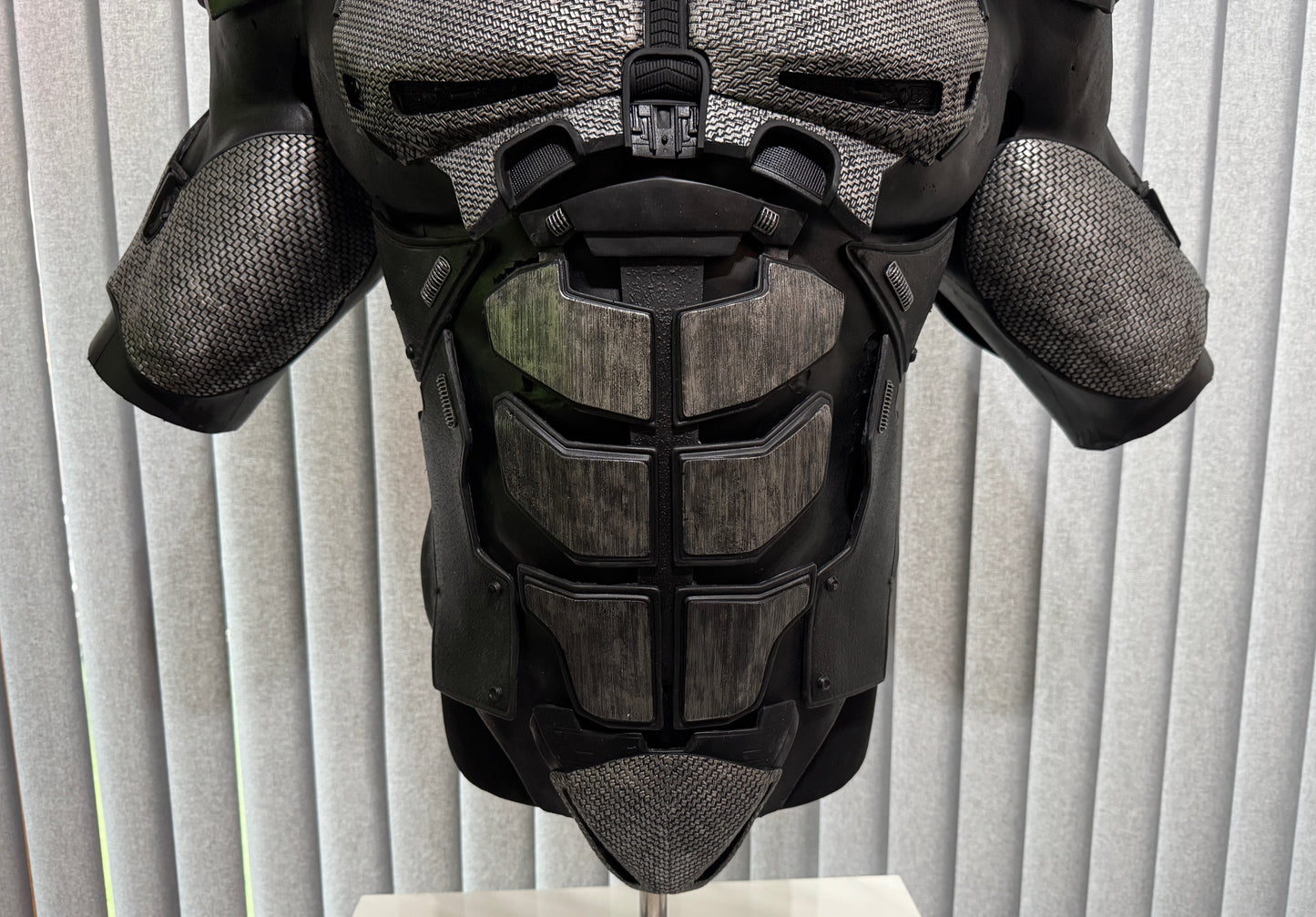 Generic ‘Hybrid’ Metallic Combo (Neck/Shoulders/Arms/Chest/Abs/Cod) Set