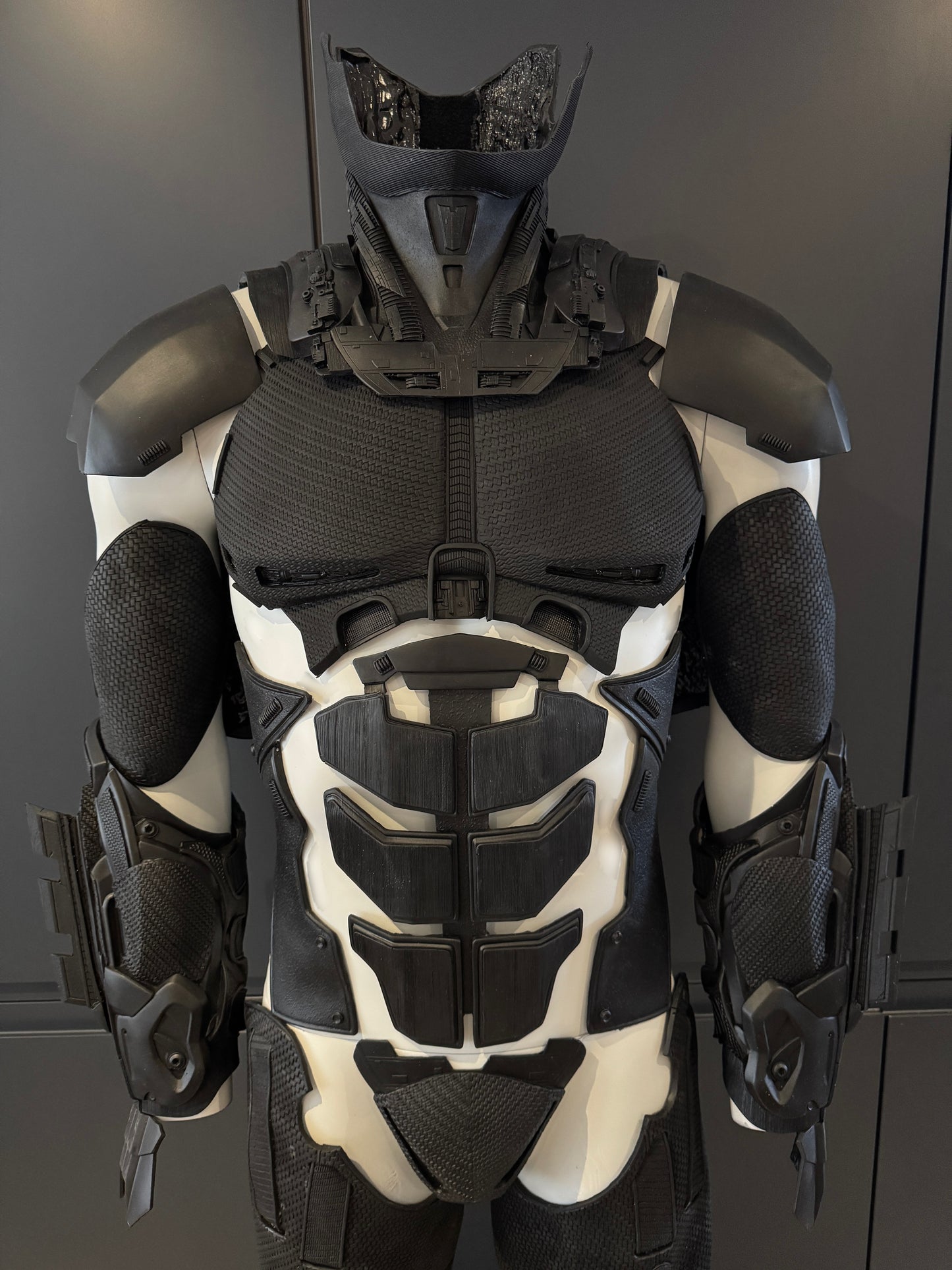 Generic ‘Hybrid’ Full Armour Set (28 piece)