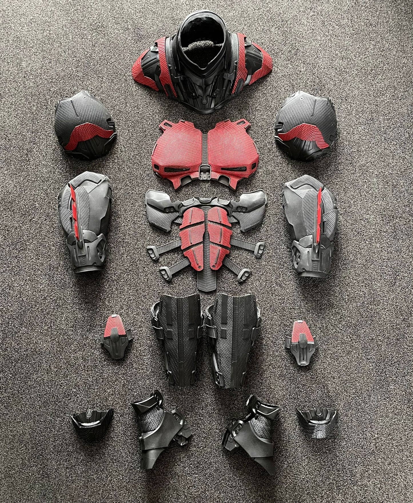 Generic ‘Combo’ Armour (Neck/Chest/Abs/Gauntlets/Shoulders/Boots) Set